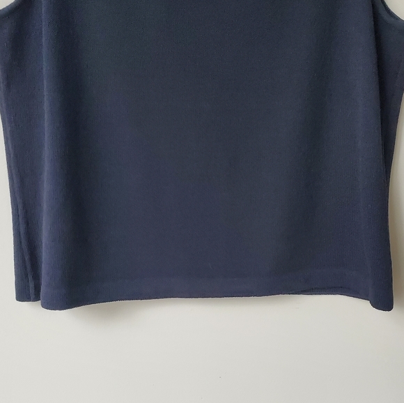 St. John Black Sleeveless Tank - Picture 3 of 7